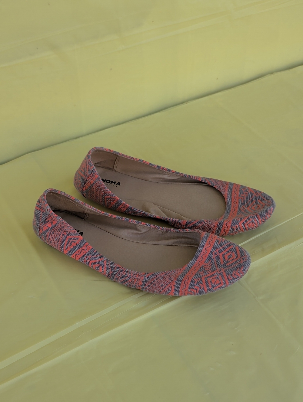 Coral and Gray Patterned Women's Ballet Flats